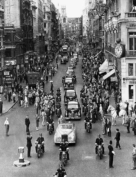 President Dwight D Eisenhower August 1959 passes crowds of well wishers in Ludgate Circus
