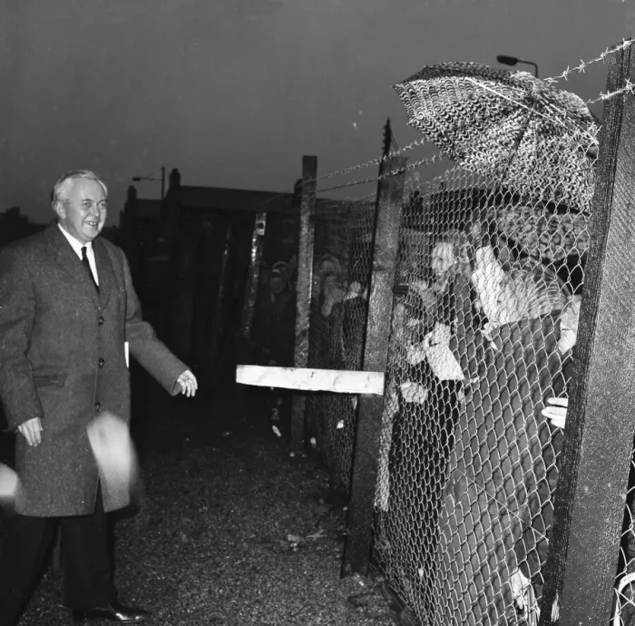 Framed Print : Prime Minister Harold Wilson (1916 - 1995) meets well-wishers whilst visiting Hebburn Framed Print : Prime Minister Harold Wilson (1916 - 1995) meets well-wishers whilst visiting Hebburn