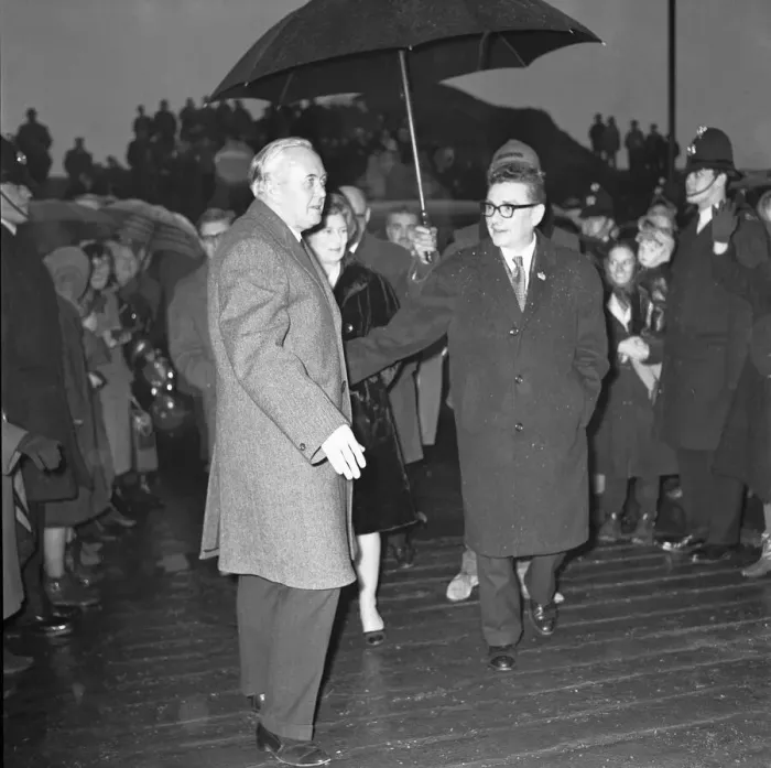 Framed Print : Prime Minister Harold Wilson (1916 - 1995) visiting Hebburn