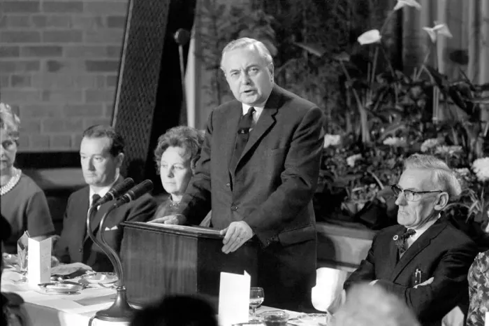 Framed Print : The Prime Minister Harold Wilson speaking at Prescot Labour Club (Lancs) Dinner Framed Print : The Prime Minister Harold Wilson speaking at Prescot Labour Club (Lancs) Dinner