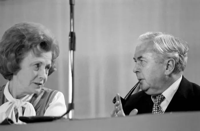 Framed Print : Prime mInister Harold Wilson talks to Barbara Castle during a debate on the Common Market