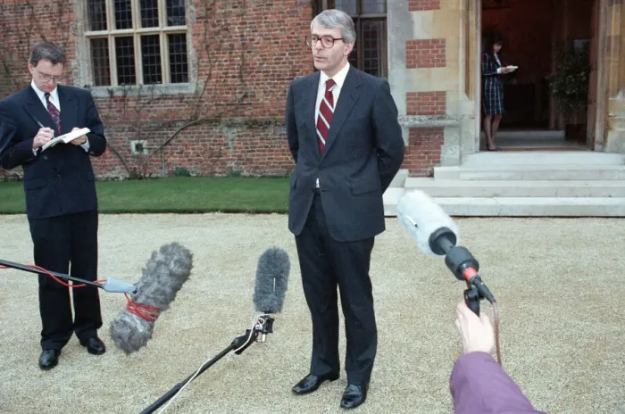 Framed Print : Prime Minister John Major speaking at Chequers. February 1991 Framed Print : Prime Minister John Major speaking at Chequers. February 1991