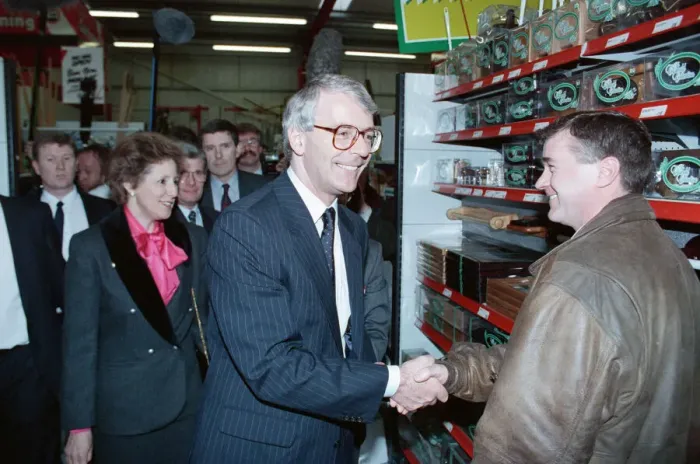 Framed Print : Prime Minister John Major with his wife Norma in a B&Q store Framed Print : Prime Minister John Major with his wife Norma in a B&Q store