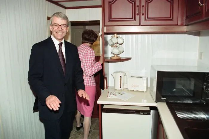 Framed Print : Prime Minister John Major and his wife Norma at the Ideal Home Exhibition, Earls Court Framed Print : Prime Minister John Major and his wife Norma at the Ideal Home Exhibition, Earls Court