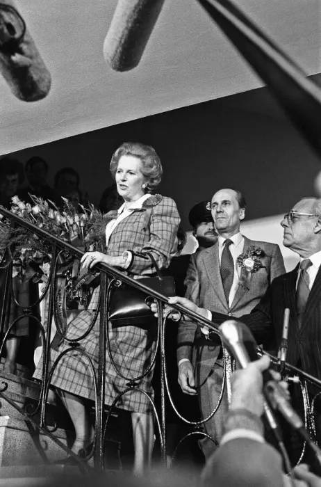Framed Print : Prime Minister Margaret Thatcher, her husband, Denis Thatcher Framed Print : Prime Minister Margaret Thatcher, her husband, Denis Thatcher