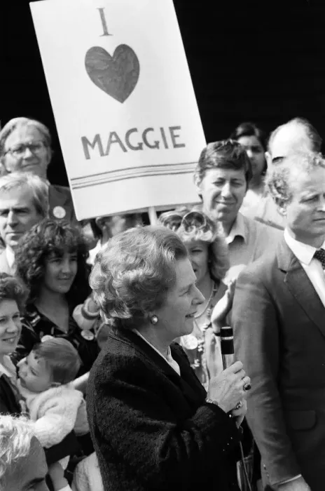 Framed Print : Prime Minister Margaret Thatcher campaigning in Ealing. 30th May 1987 Framed Print : Prime Minister Margaret Thatcher campaigning in Ealing. 30th May 1987
