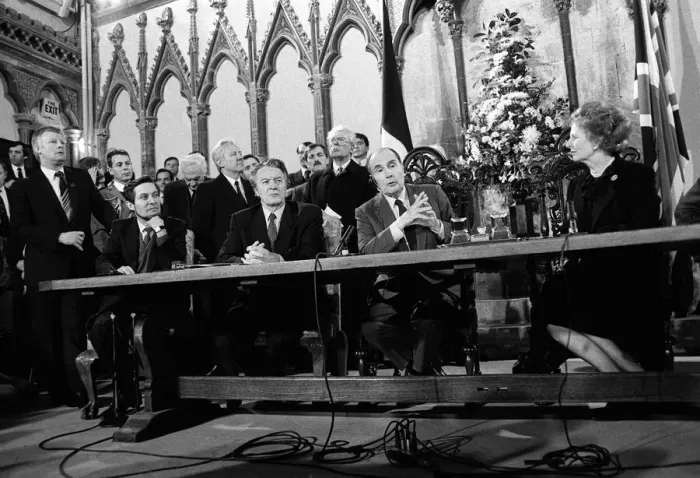 Framed Print : Prime Minister Margaret Thatcher signs the Chunnel (Channel Tunnel