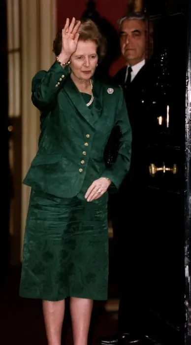 Framed Print : Prime Minister Margaret Thatcher waving goodbye to Nelson Mandela at Number 10 Downing Framed Print : Prime Minister Margaret Thatcher waving goodbye to Nelson Mandela at Number 10 Downing