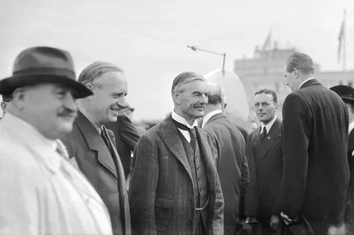 Framed Print : Prime Minister Neville Chamberlain seen here travels to Germany for talks