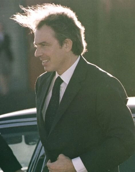 The Prime Minister Tony Blair leaves Heathrow Airport Dec 1999 for Helsinki