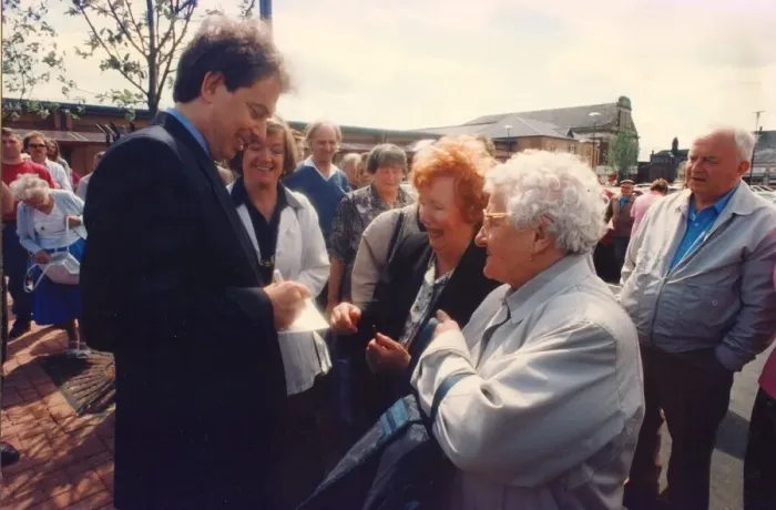 Framed Print : Prime Minister Tony Blair meets the locals, during his visits to the Victoria Centre Framed Print : Prime Minister Tony Blair meets the locals, during his visits to the Victoria Centre