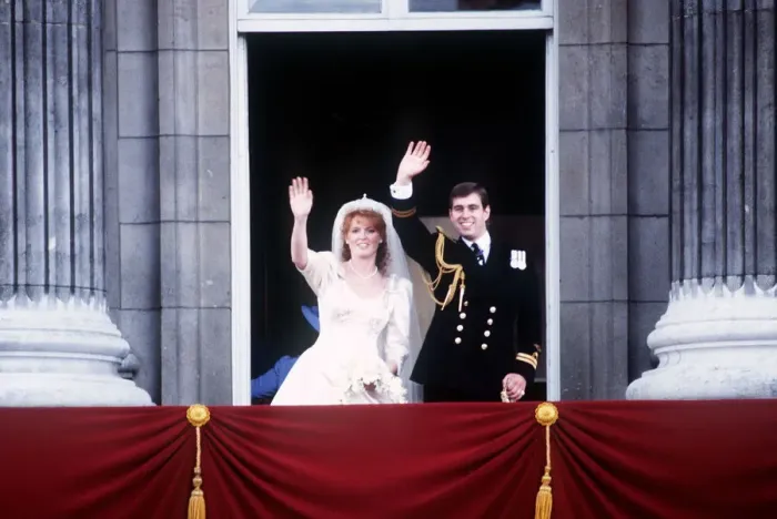 Framed Print : Prince Andrew and Sarah Ferguson on the balcony at Buckingham Palace after their wedding Framed Print : Prince Andrew and Sarah Ferguson on the balcony at Buckingham Palace after their wedding