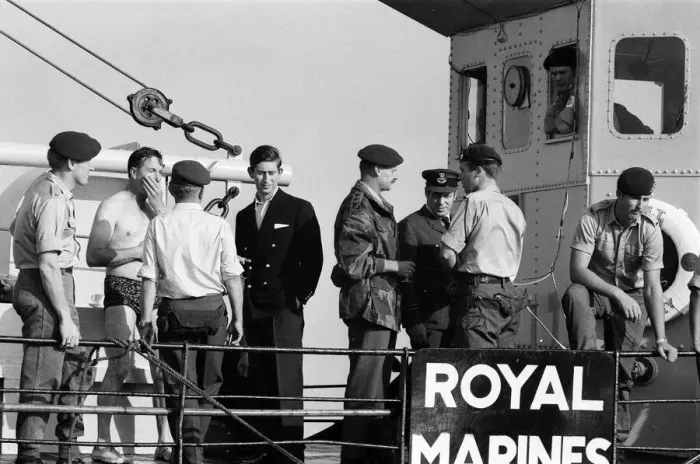 Framed Print : Prince Charles makes a parachute jump off the Dorset coast during his training as an RAF Framed Print : Prince Charles makes a parachute jump off the Dorset coast during his training as an RAF