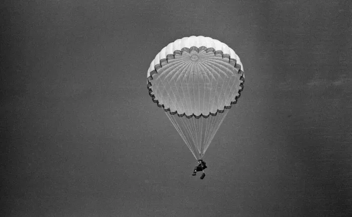 Framed Print : Prince Charles makes a parachute jump off the Dorset coast during his training as an RAF Framed Print : Prince Charles makes a parachute jump off the Dorset coast during his training as an RAF