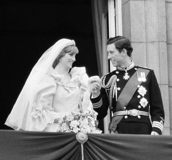 Prince Charles marries Lady Diana Spencer