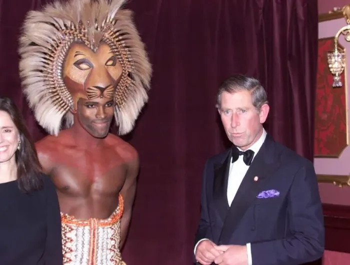 Framed Print : Prince Charles October 1999 meets The Lion King actor Roger Wright at a charity Framed Print : Prince Charles October 1999 meets The Lion King actor Roger Wright at a charity