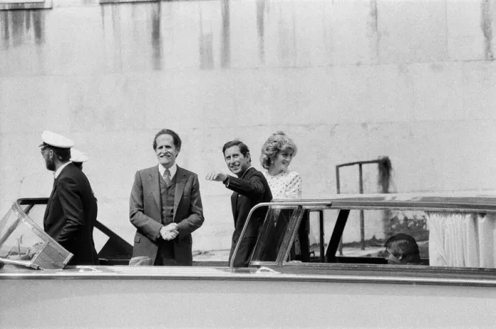Framed Print : Prince Charles, Prince of Wales and Diana, Princess of Wales visit Italy. May 1985 Framed Print : Prince Charles, Prince of Wales and Diana, Princess of Wales visit Italy. May 1985