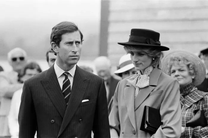 Framed Print : Prince Charles, Prince of Wales and Diana, Princess of Wales visit Saint John Framed Print : Prince Charles, Prince of Wales and Diana, Princess of Wales visit Saint John
