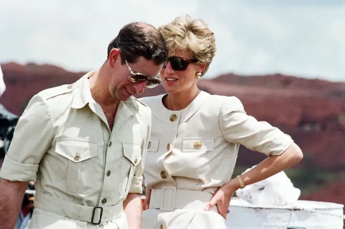 Framed Print : Prince Charles, Prince of Wales and Diana Princess of Wales during their official to Framed Print : Prince Charles, Prince of Wales and Diana Princess of Wales during their official to