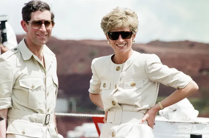 Framed Print : Prince Charles, Prince of Wales and Diana Princess of Wales during their official to Framed Print : Prince Charles, Prince of Wales and Diana Princess of Wales during their official to