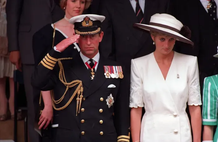 Framed Print : Prince Charles and Princess Diana attend the Gulf War Victory Parade at Mansion House