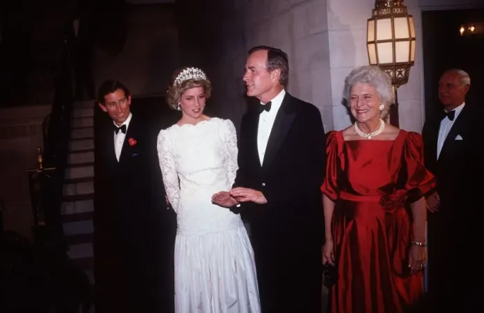 Framed Print : Prince Charles and Princess Diana at a British Embassy Dinner in Washington with Vice