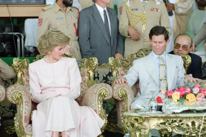 Framed Print : Prince Charles and Princess Diana visit a camel race at Al Maqam