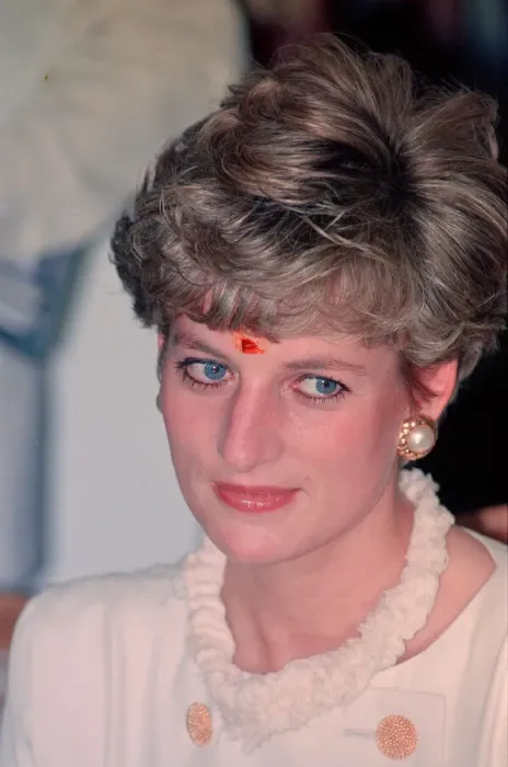 Framed Print : Prince Charles and Princess Diana visit India in February 1992