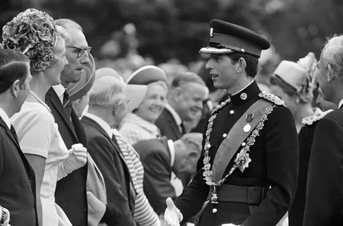 Framed Print : Prince Charles on his way to the ceremony of his Investiture as Prince of Wales Framed Print : Prince Charles on his way to the ceremony of his Investiture as Prince of Wales