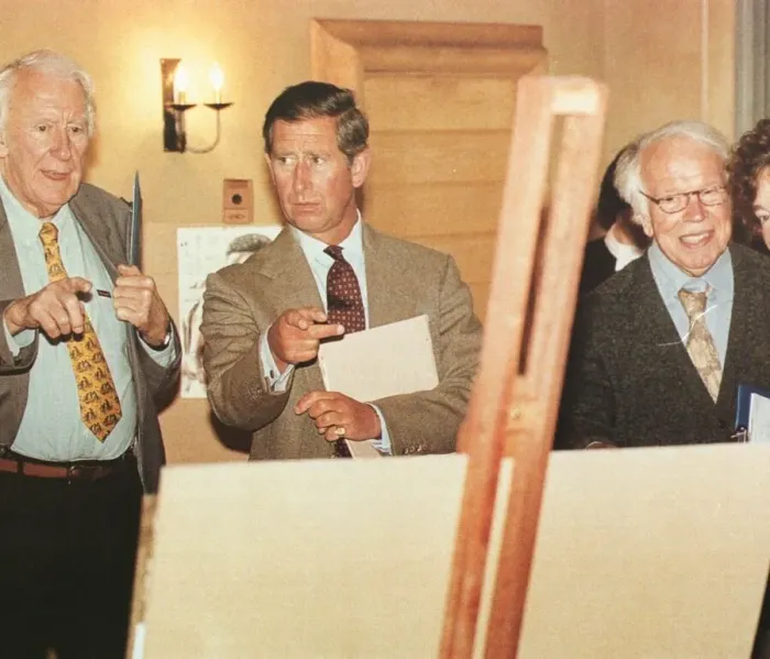 Framed Print : Prince Charles at Young Artist of Britain Exhibition, November 1998 The Prince is Framed Print : Prince Charles at Young Artist of Britain Exhibition, November 1998 The Prince is