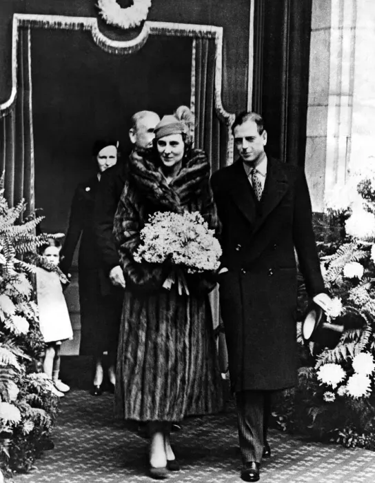 Framed Print : Prince George and Princess Marina - The Duke and Duchess of Kent The Happy Bride Framed Print : Prince George and Princess Marina - The Duke and Duchess of Kent The Happy Bride