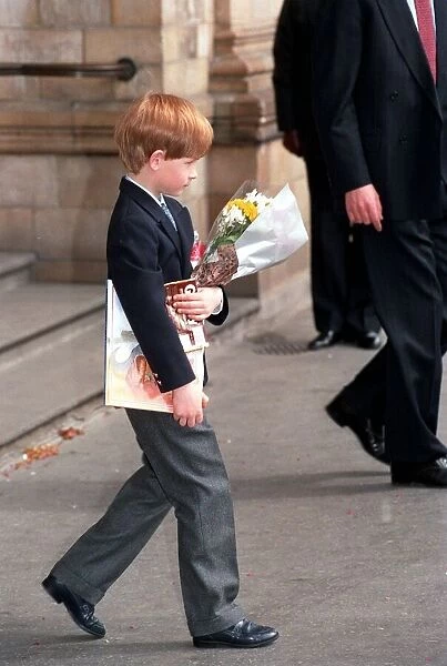 PRINCE HARRY AT NATURAL HISTORY MUSEUM APRIL 1992 14  /  04  /  1992
