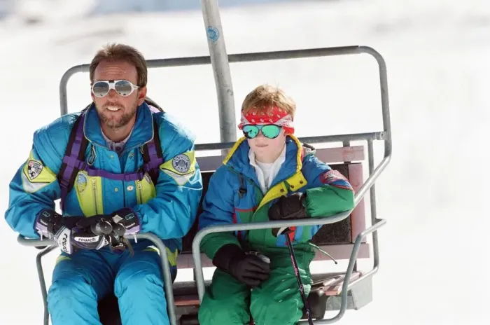 Framed Print : Prince Harry pictured on a ski chair lift during a ski holiday with Prince Charles Framed Print : Prince Harry pictured on a ski chair lift during a ski holiday with Prince Charles