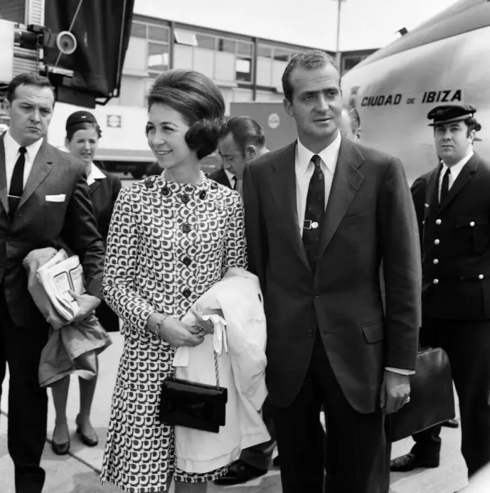 Framed Print : Prince Juan Carlos and Princess Sofia of Spain arrive at Heathrow Airport Framed Print : Prince Juan Carlos and Princess Sofia of Spain arrive at Heathrow Airport