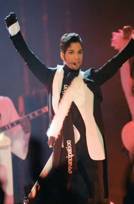 Framed Print : Prince performing at The Brit Music Awards at Earls Court. 24th February 1997 Framed Print : Prince performing at The Brit Music Awards at Earls Court. 24th February 1997