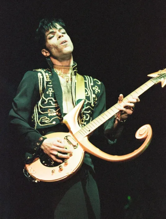 Framed Print : Prince performing at the NEC during his Ultimate Live Experience tour. 19th March 1995 Framed Print : Prince performing at the NEC during his Ultimate Live Experience tour. 19th March 1995