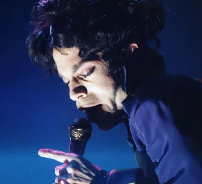 Framed Print : Prince performing on stage during his Act II Tour Framed Print : Prince performing on stage during his Act II Tour