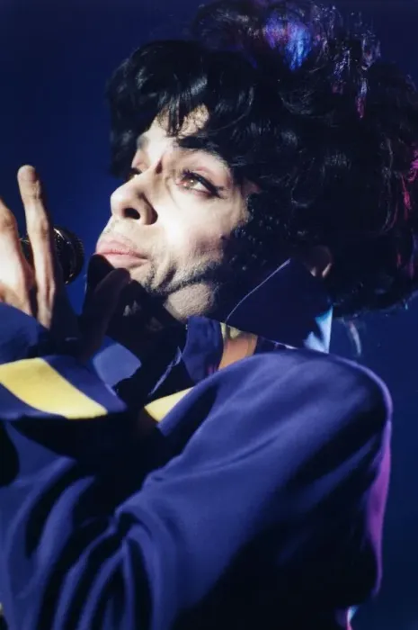 Framed Print : Prince performing on stage during his Act II Tour Framed Print : Prince performing on stage during his Act II Tour