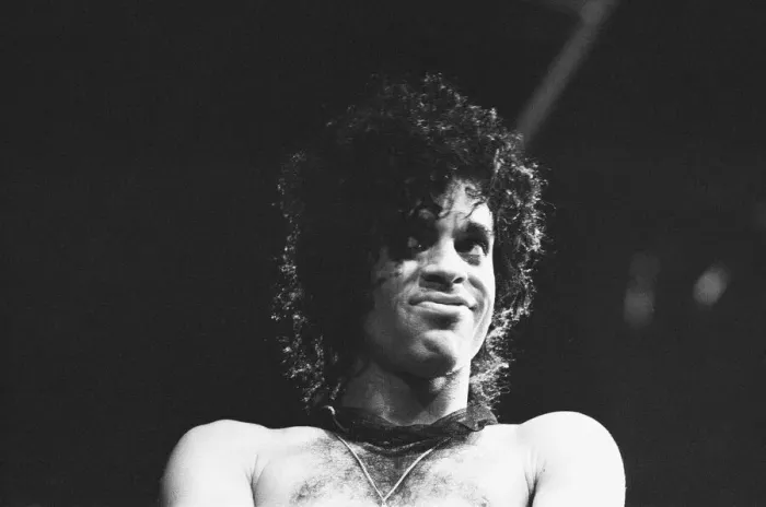 Framed Print : Prince performing on stage at the Joe Louis Arena, Chicago 11th November 1984 Framed Print : Prince performing on stage at the Joe Louis Arena, Chicago 11th November 1984
