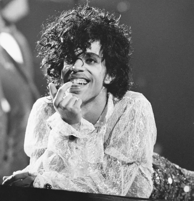 Framed Print : Prince performing on stage at the Joe Louis Arena, Chicago 11th November 1984 Framed Print : Prince performing on stage at the Joe Louis Arena, Chicago 11th November 1984