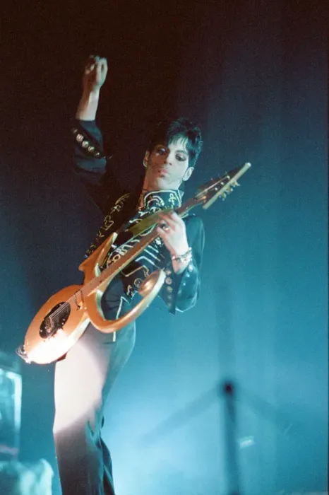 Framed Print : Prince performing on stage during his Ultimate Live Experience Tour Framed Print : Prince performing on stage during his Ultimate Live Experience Tour