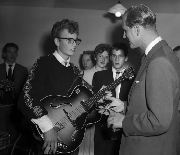 Framed Print : Prince Philip, Duke of Edinburgh at Eagle House Youth Club, Bristol. 29th October 1959 Framed Print : Prince Philip, Duke of Edinburgh at Eagle House Youth Club, Bristol. 29th October 1959