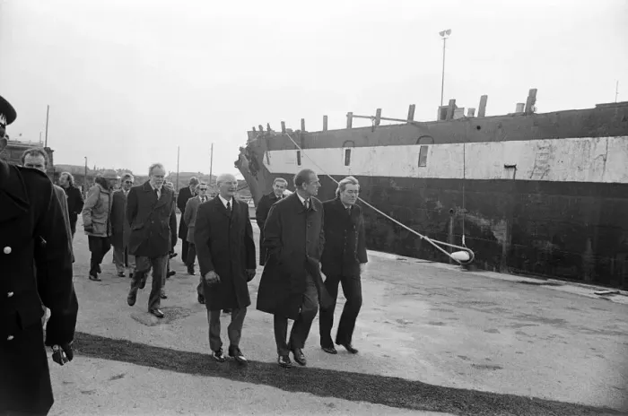 Framed Print : Prince Philip, Duke of Edinburgh, in Hartlepool to visit HMS Warrior Framed Print : Prince Philip, Duke of Edinburgh, in Hartlepool to visit HMS Warrior