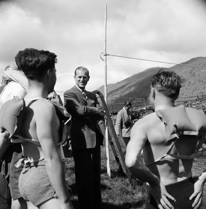 Framed Print : Prince Philip, Duke of Edinburgh, in North Wales. A smile from the Duke to these Framed Print : Prince Philip, Duke of Edinburgh, in North Wales. A smile from the Duke to these