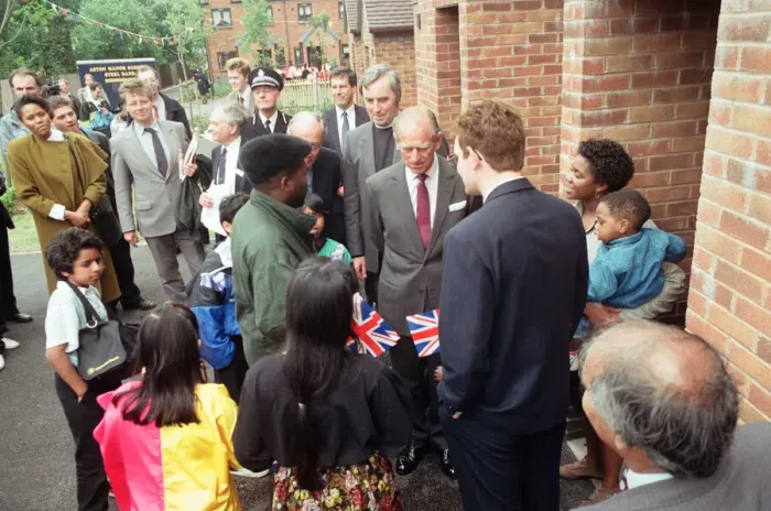 Framed Print : Prince Philip, Duke of Edinburgh tours the Century Drive housing development off Albert