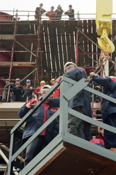 Framed Print : Prince Philip, Duke of Edinburgh, at Trafalgar John Brown Offshore module yard at Port