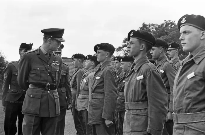 Framed Print : Prince Philip, Duke of Edinburgh, visiting the Infantry Junior Leaders Battalion at Park Framed Print : Prince Philip, Duke of Edinburgh, visiting the Infantry Junior Leaders Battalion at Park
