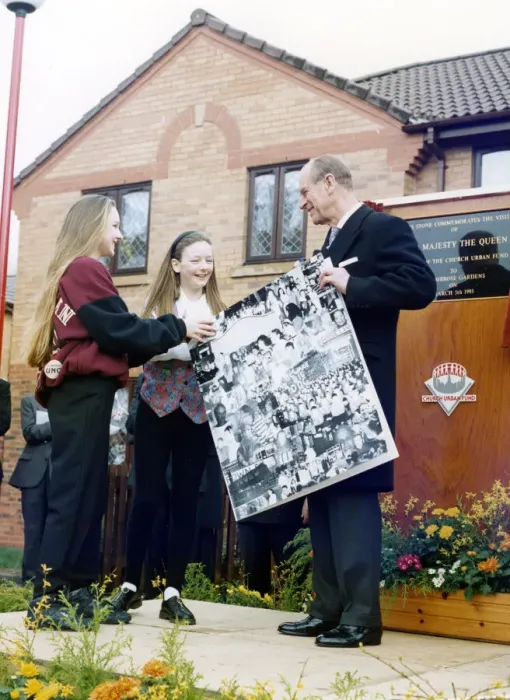 Framed Print : Prince Philip, Duke of Edinburgh visits Ambrose Gardens, Salford