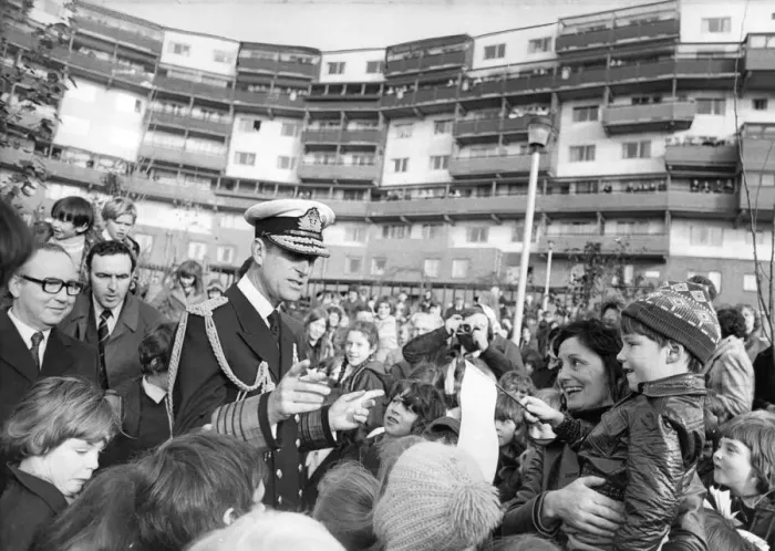 Framed Print : Prince Philip, Duke of Edinburgh, visits the Byker Wall Housing development in Byker Framed Print : Prince Philip, Duke of Edinburgh, visits the Byker Wall Housing development in Byker