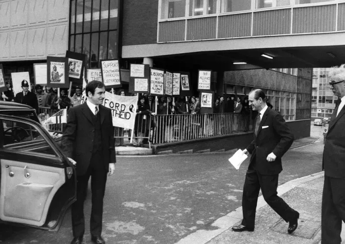 Framed Print : Prince Philip, Duke of Edinburgh visits Salford University